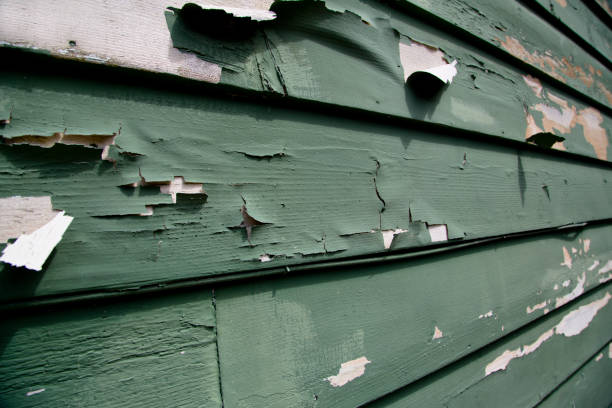 How To Choose The Right Materials for Your Siding Installation in 'Melville, RI